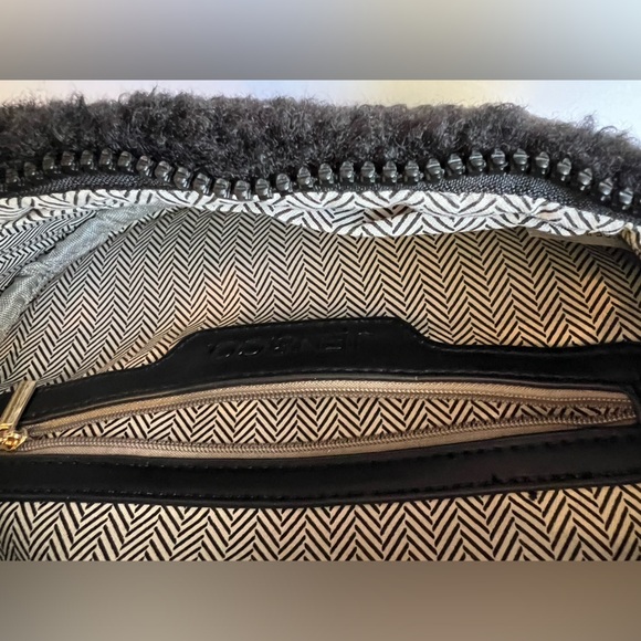 NWT Jen&Co Jesslyn Sherpa Belt Bag Black - Picture 8 of 13